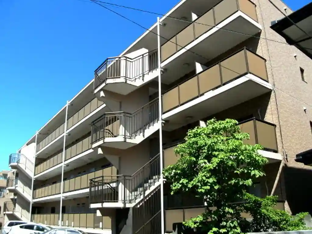 朝日パリオ三鷹 外観