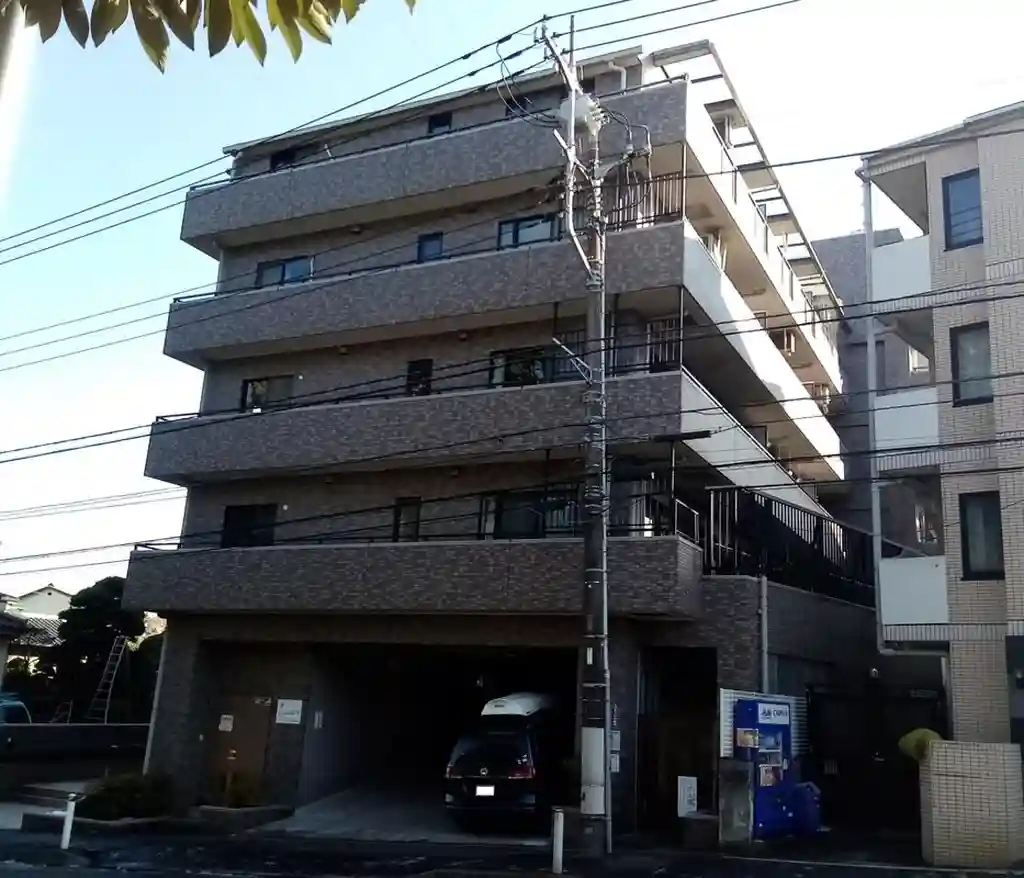 ライオンズマンション岸根公園南 外観