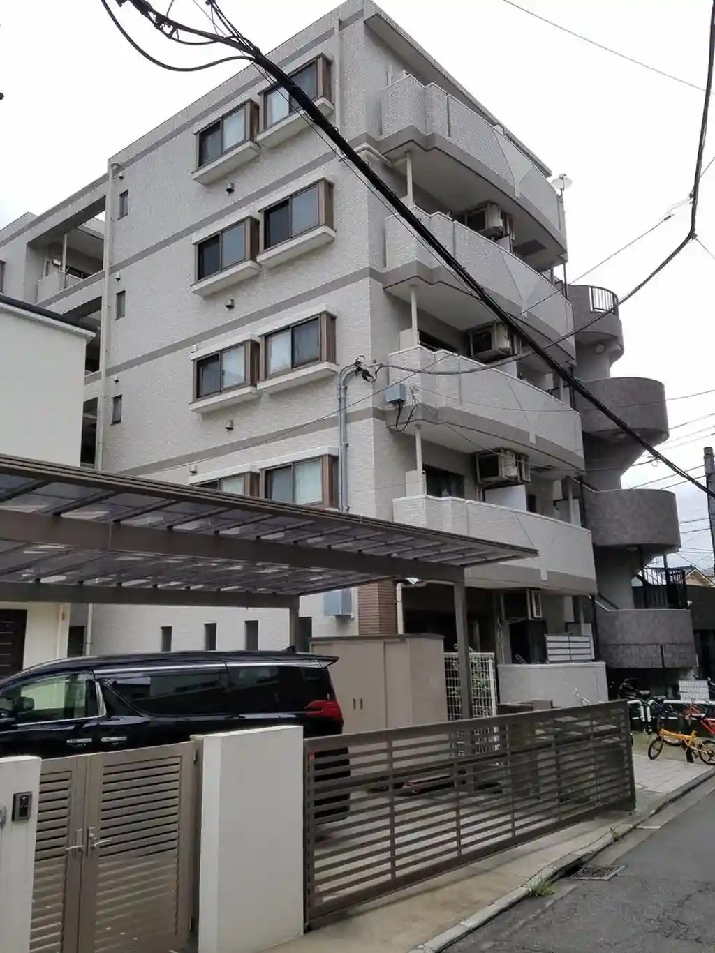 グリシーヌ横浜西 外観