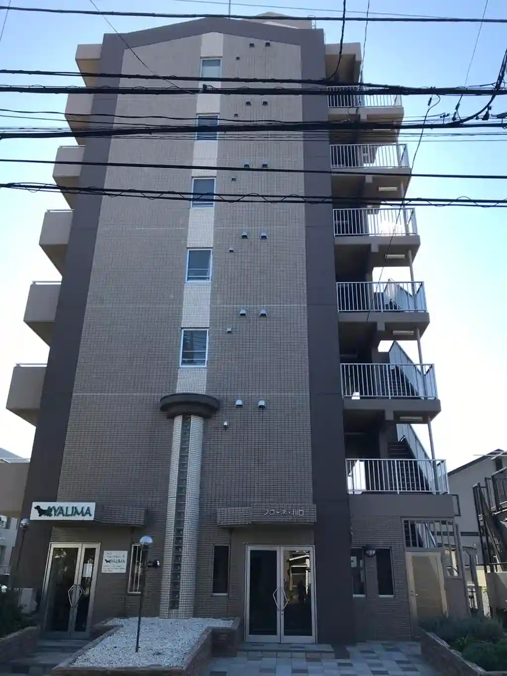クローネ・川口 外観