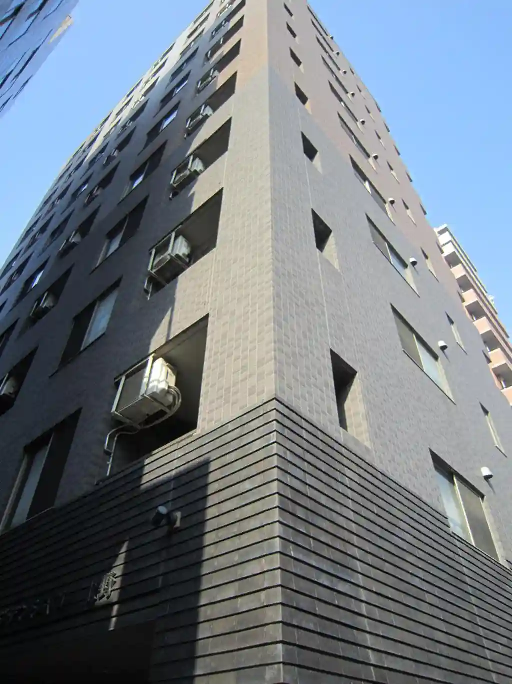 CQレジデンシャル上野 外観