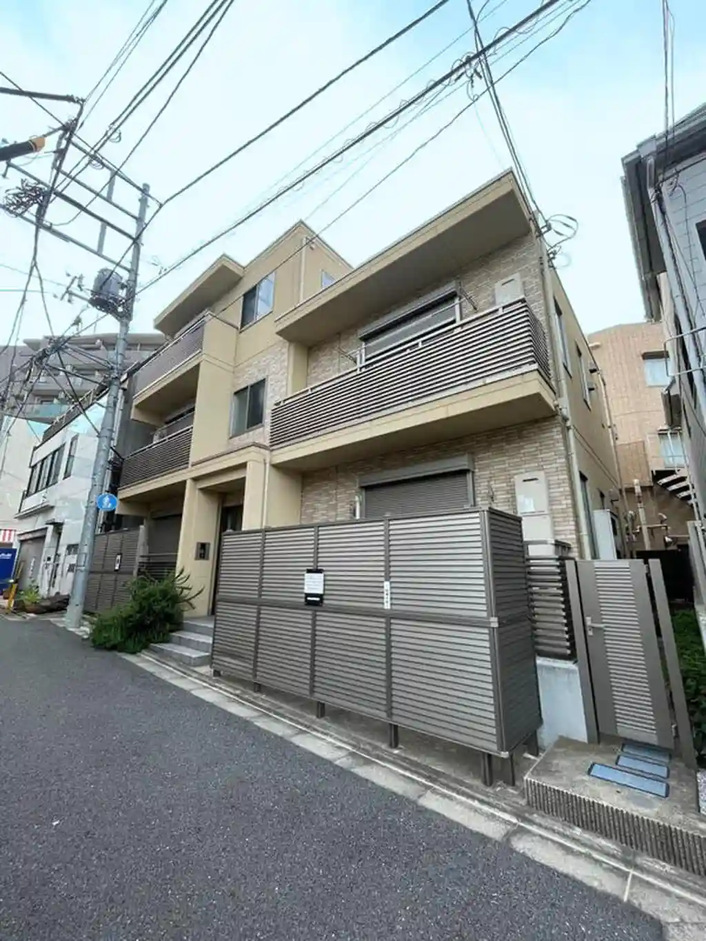 fFINE 外観