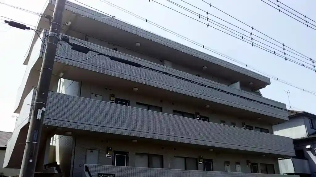 ルノアール国立 外観