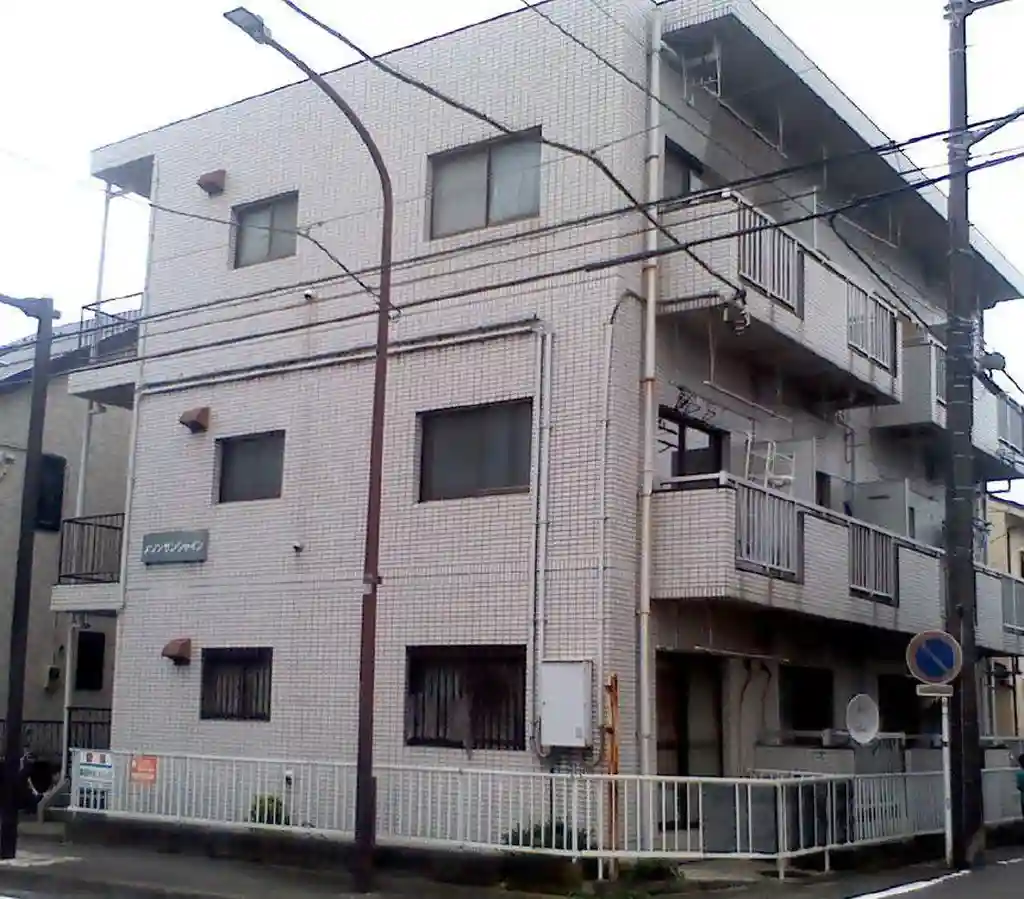 メゾンサンシャイン 外観