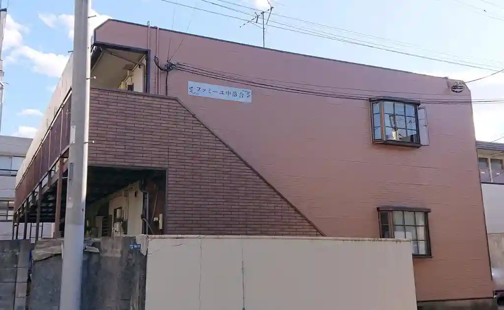 ファミーユ中落合 外観