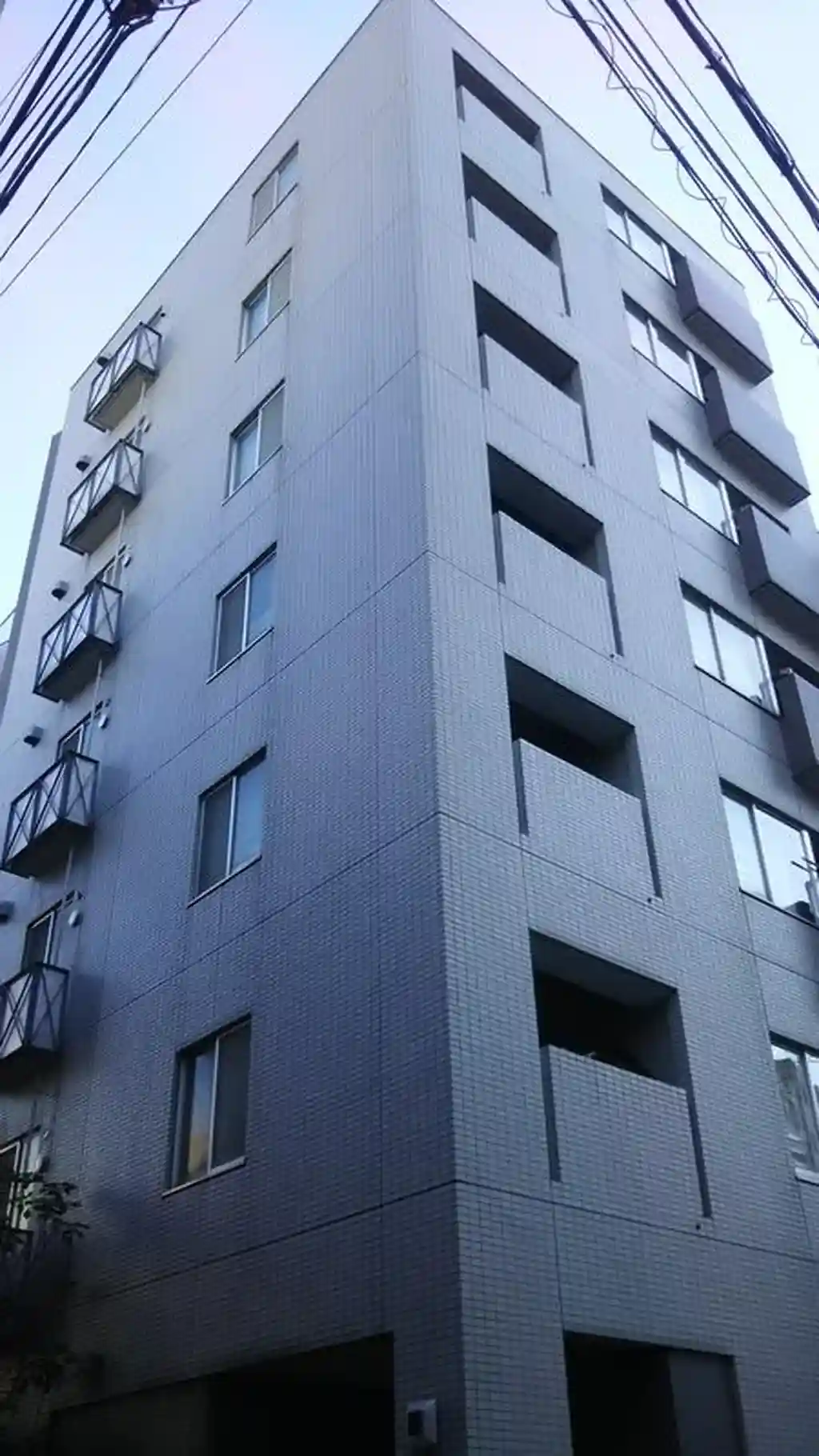 シモンズ中野 外観