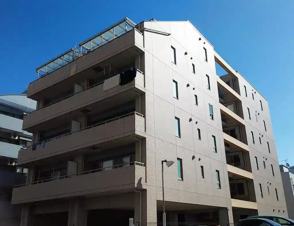 アベニール仲町台 II 外観