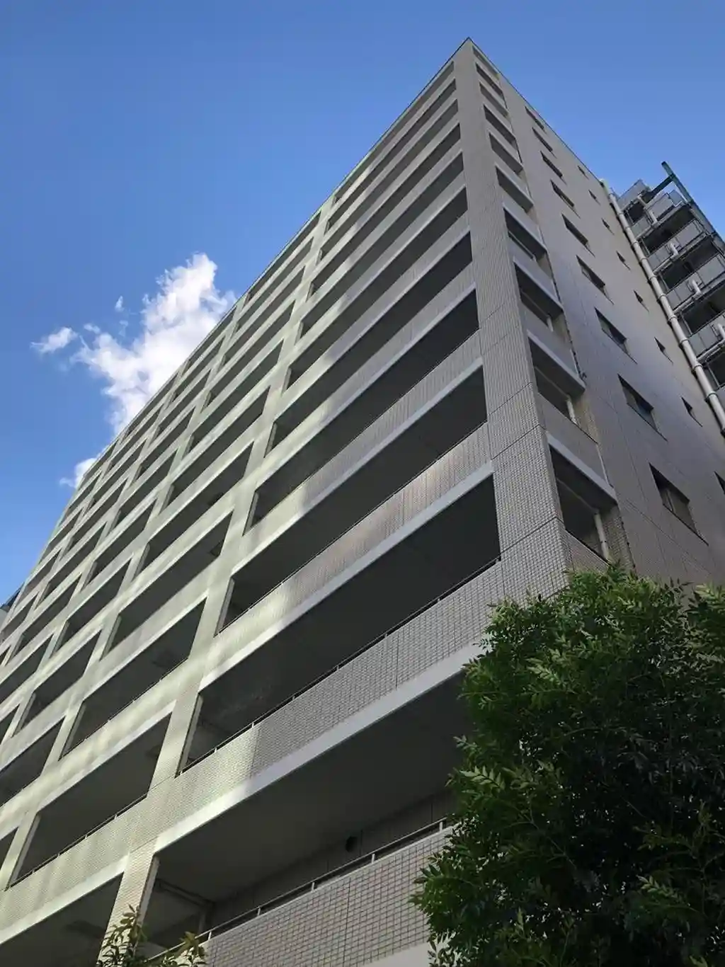 コンフォリア田町 外観