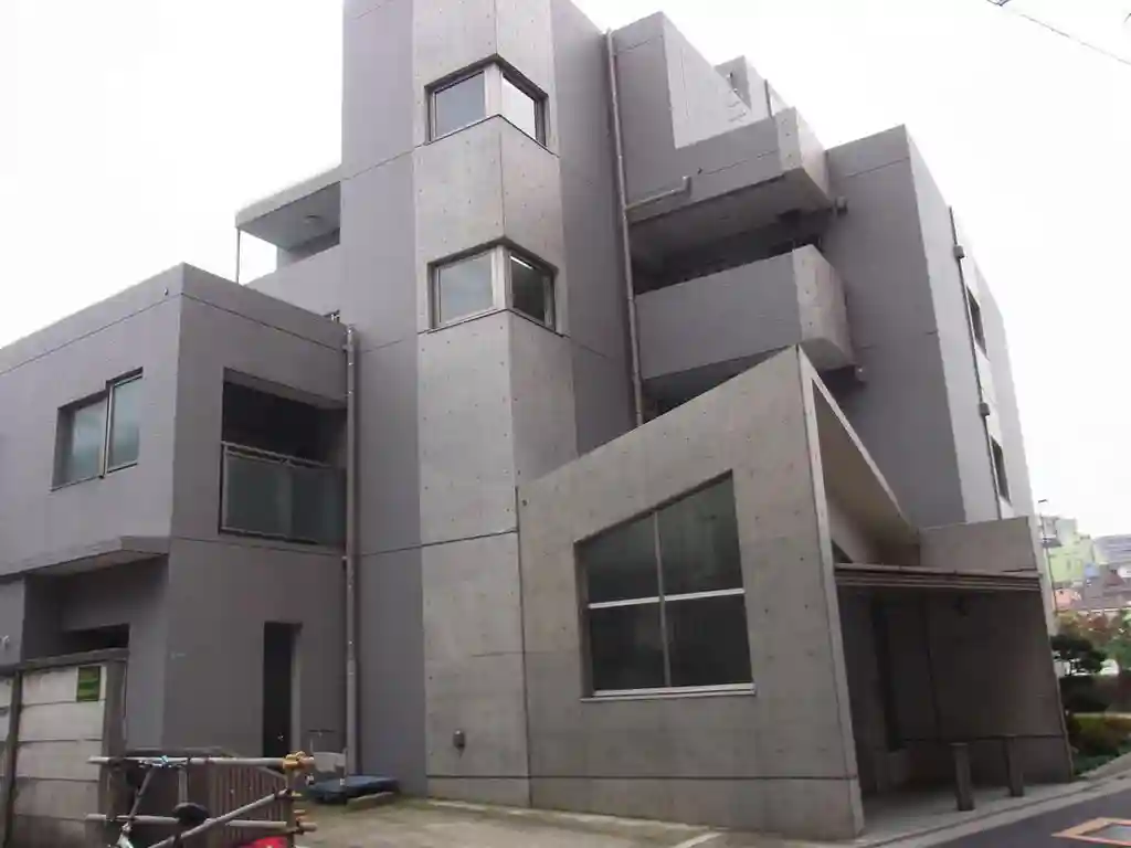 バロアールケヤキ 外観