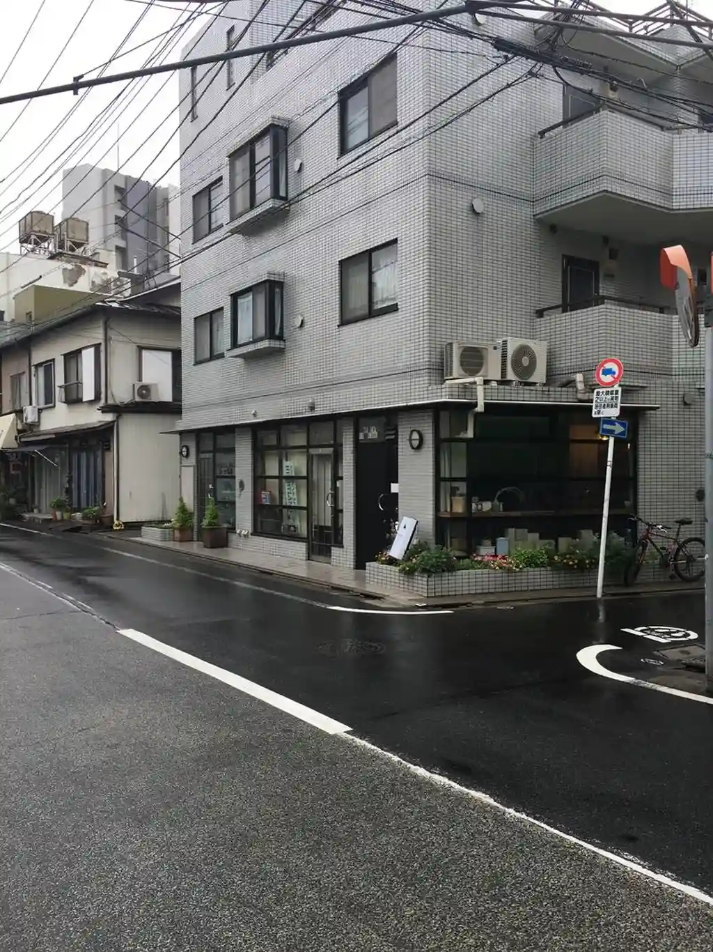 ヒルトップ・エム 外観