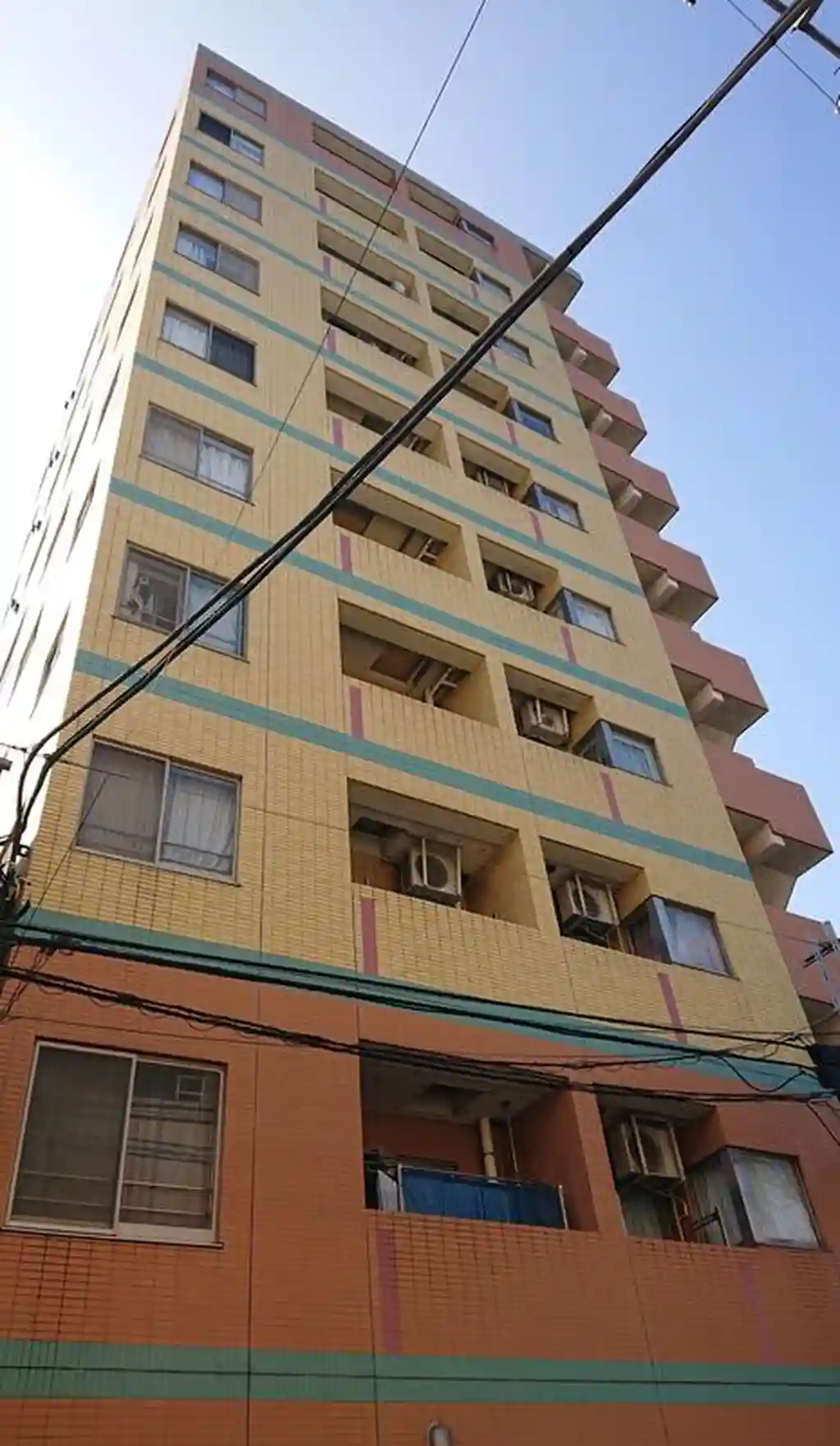 ディナスティーア三ノ輪 外観