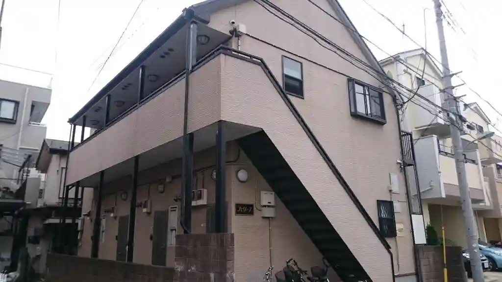 フェリース 外観