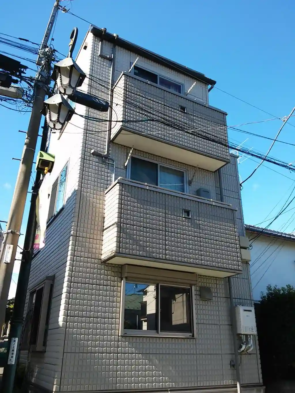 CalmCourt 外観