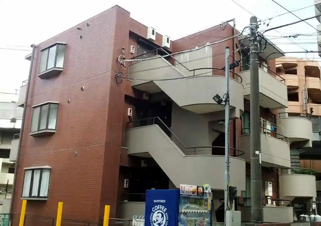 ロイヤルメゾンあざみ野 外観