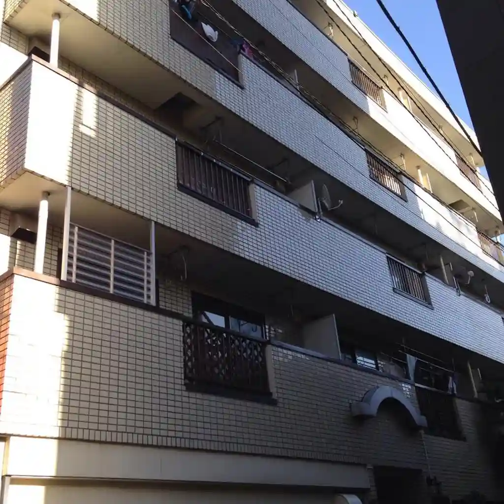 メゾンディ松山 外観