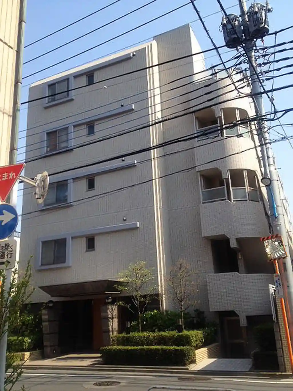 アビテ市ヶ谷納戸町 外観