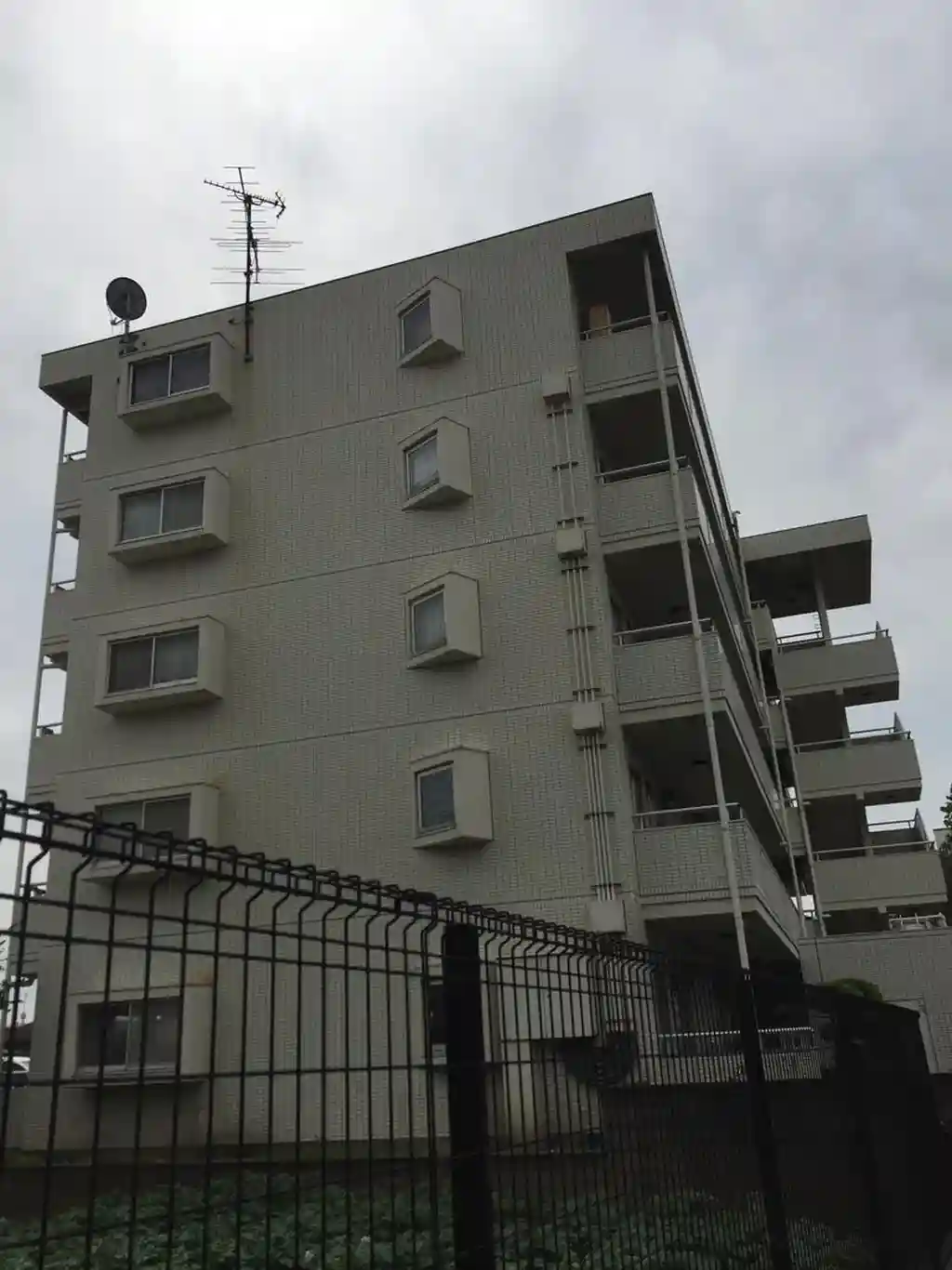 セントラルパレス調布 外観