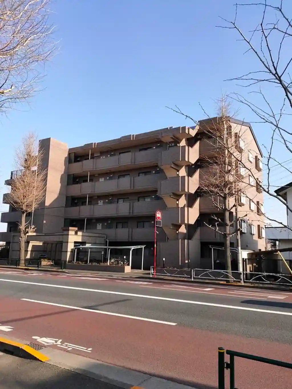 パーシモンヒルズ 外観
