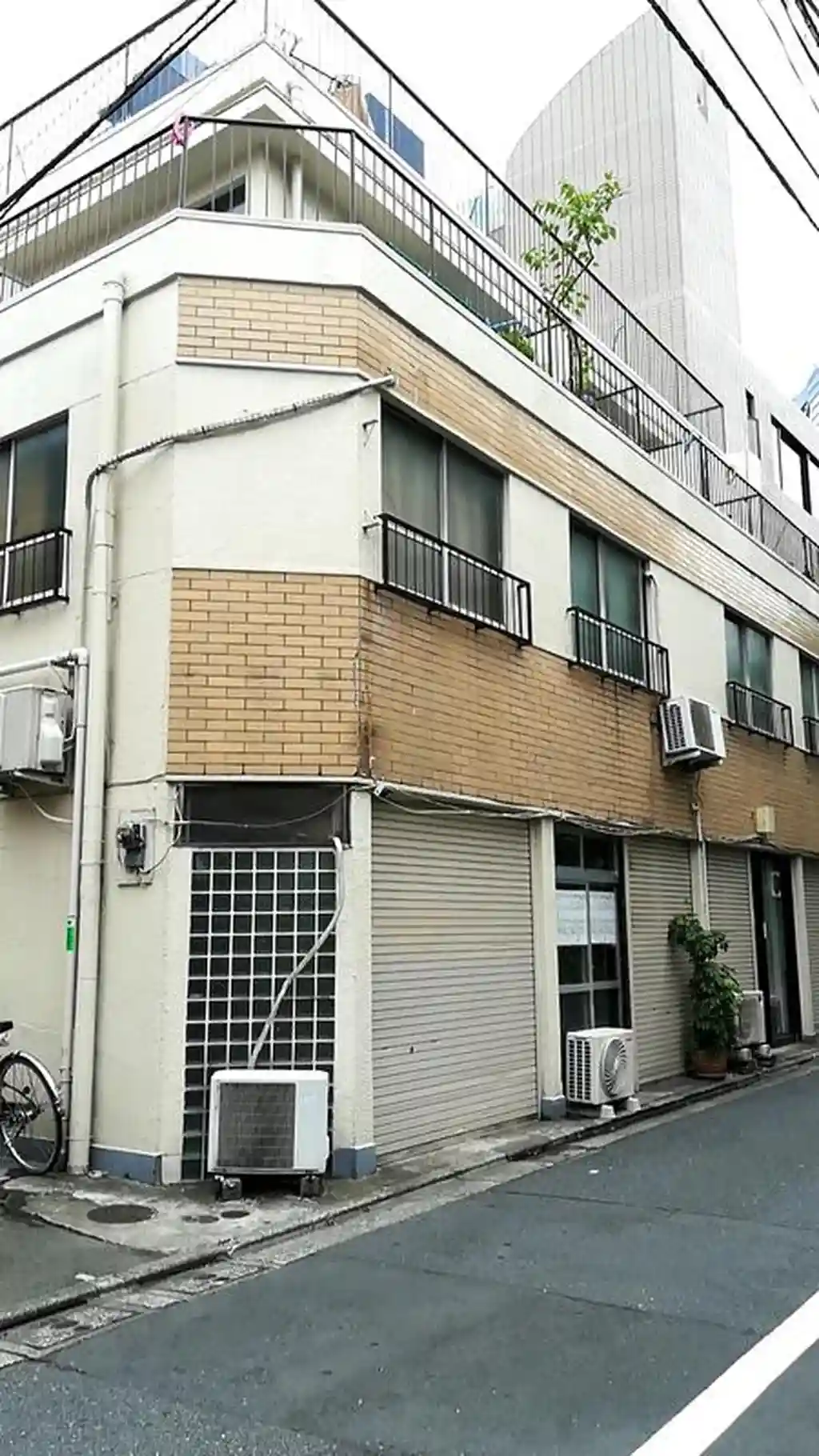 金重ビル 外観
