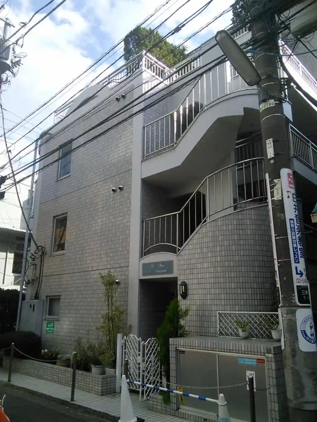 ラフルールド三軒茶屋 外観