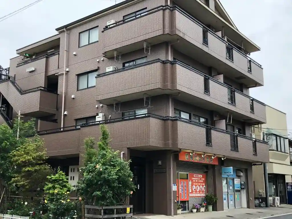 メゾンシュマン 外観