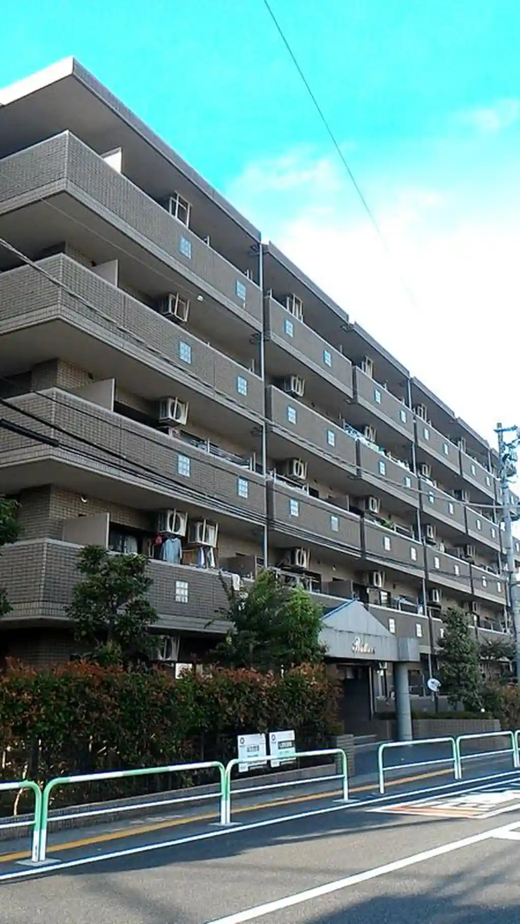 ブリリアント 外観