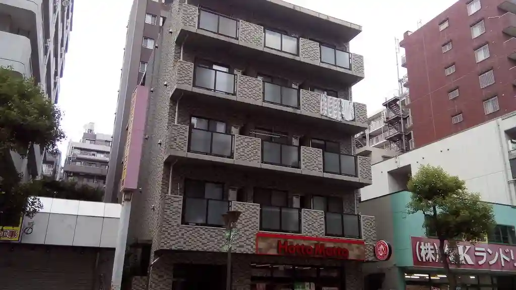 フラグランテ 外観