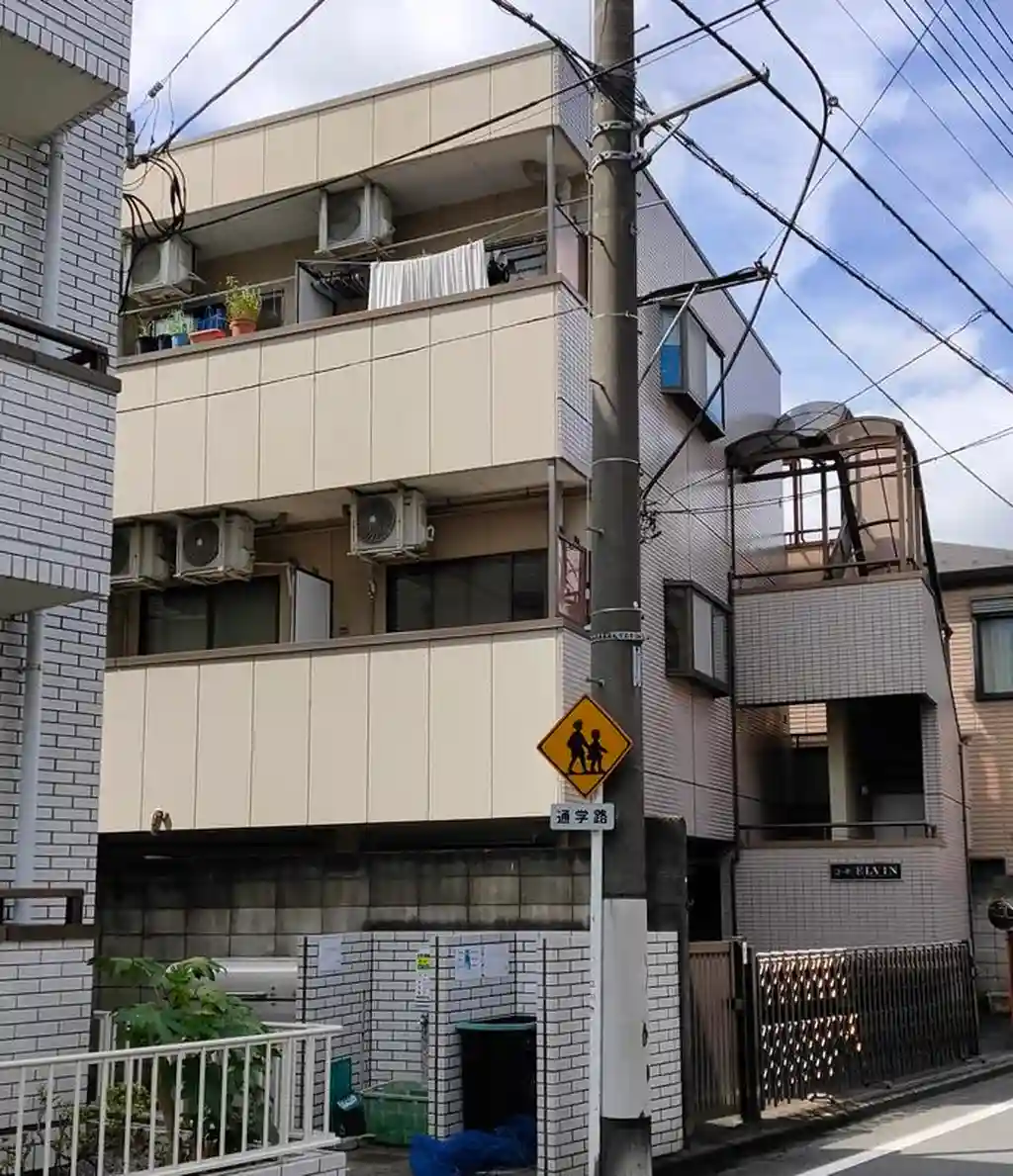 コーポエルヴイン 外観