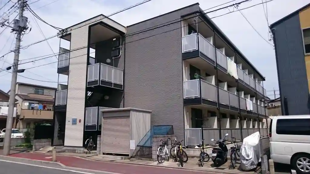 レオパレスWISTERIA 外観
