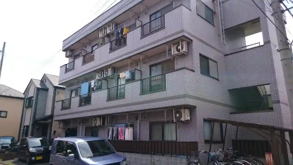 ロイヤルハイツ 外観