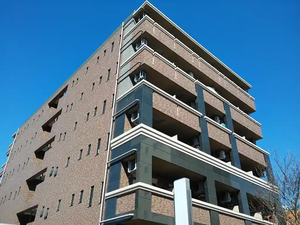 フォートレスニイヤ 外観