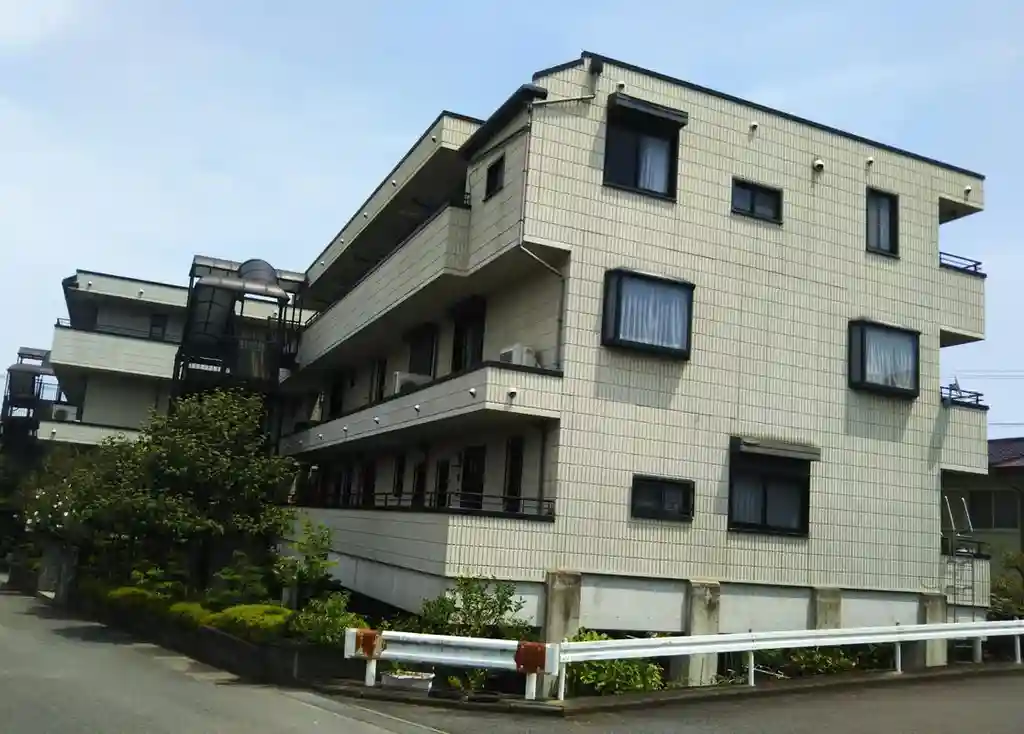 エターナルモーム 外観