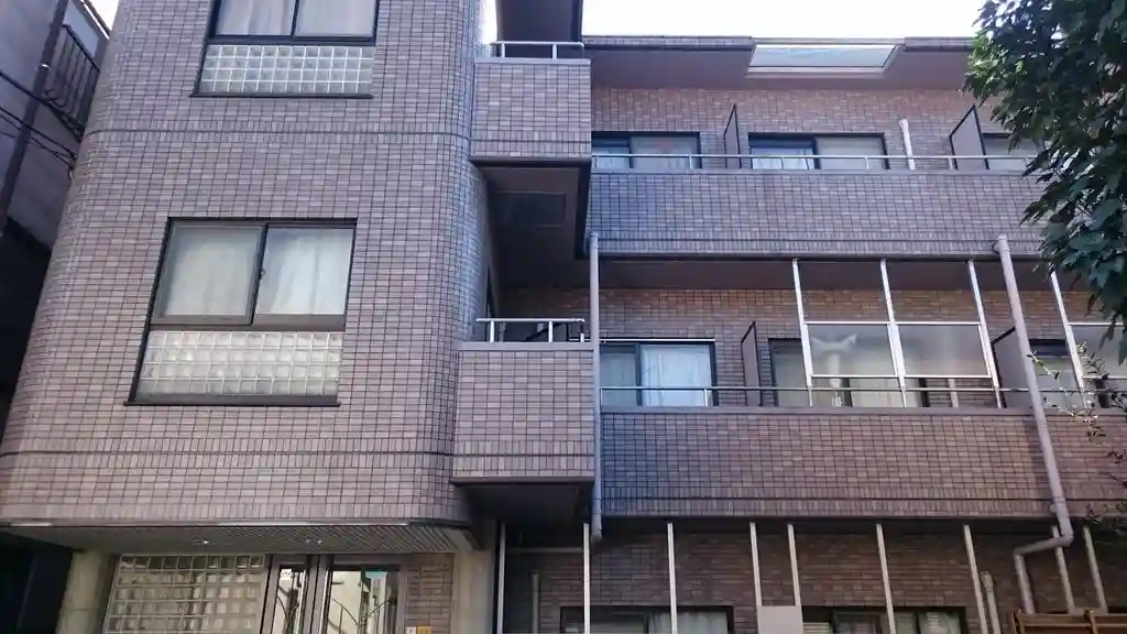 コーギ駒込 外観