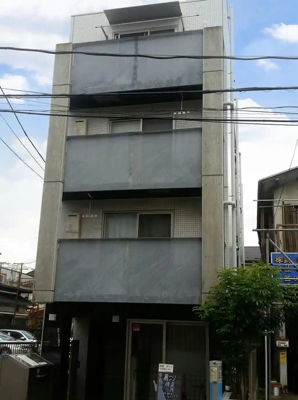 キャッツ 外観