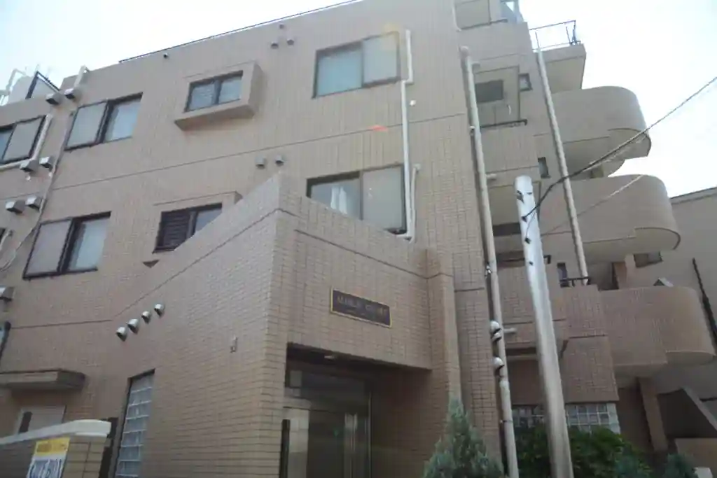 メゾングロアール 外観