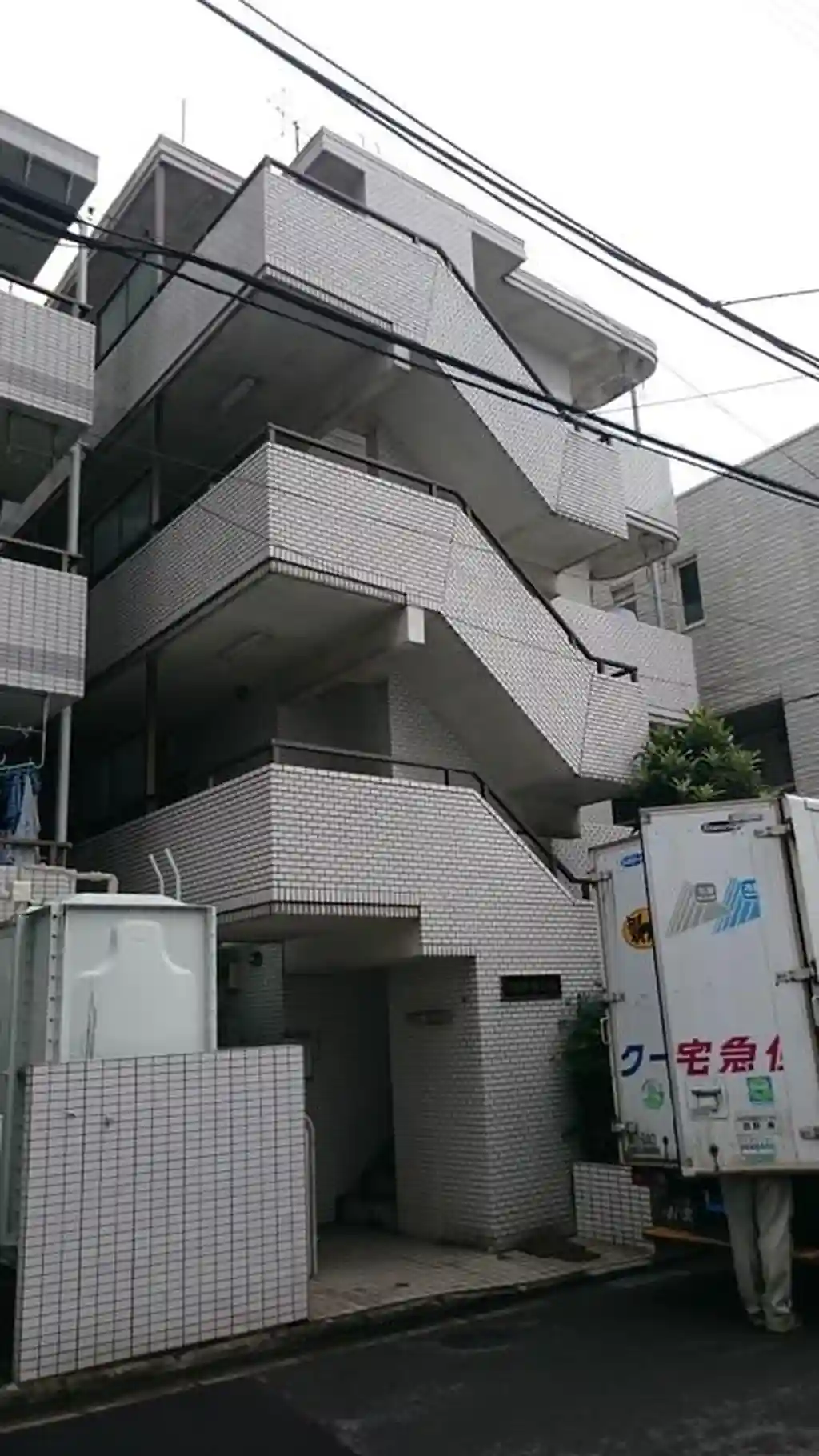 エスポアール・ハイム 外観