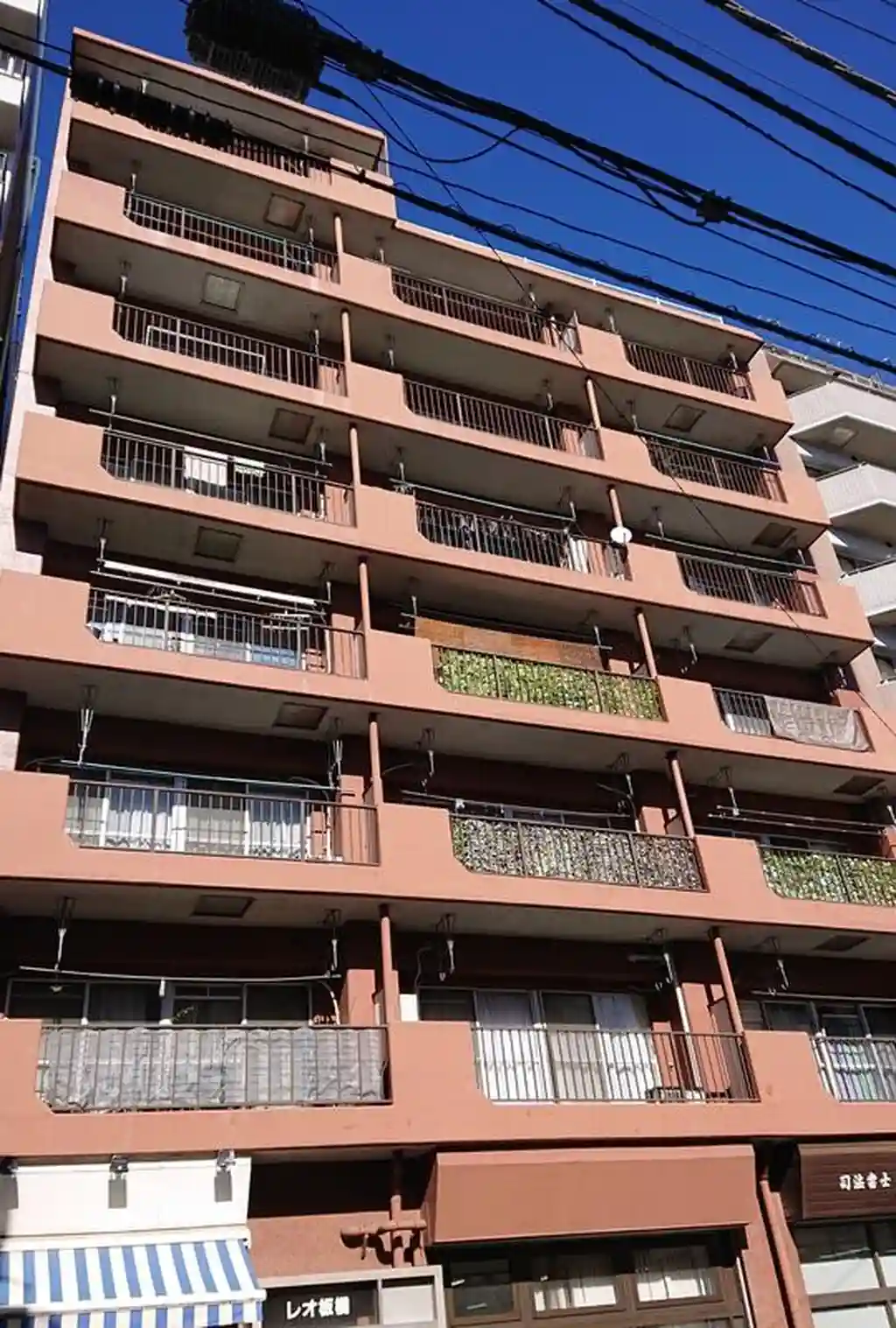 レオ板橋 外観