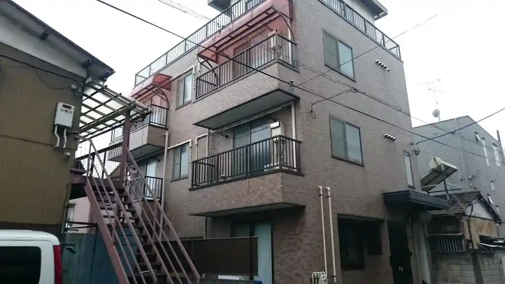 オゾン 外観