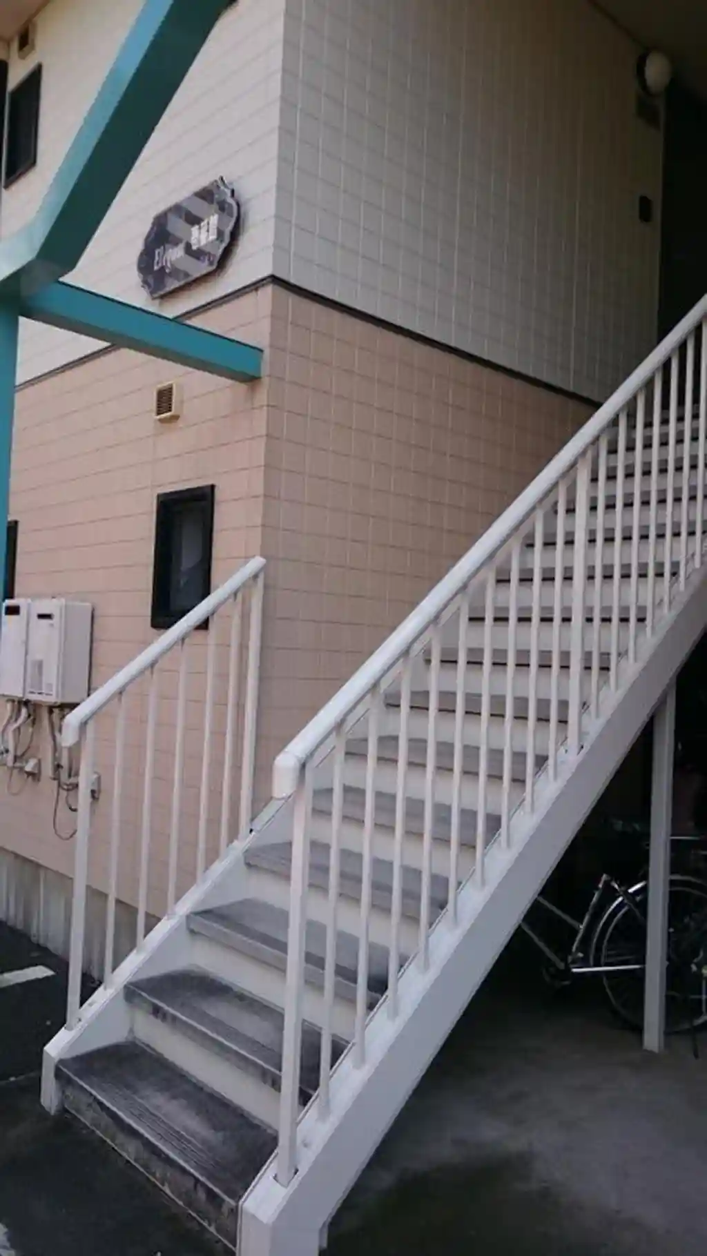 エレガント壱番館 外観