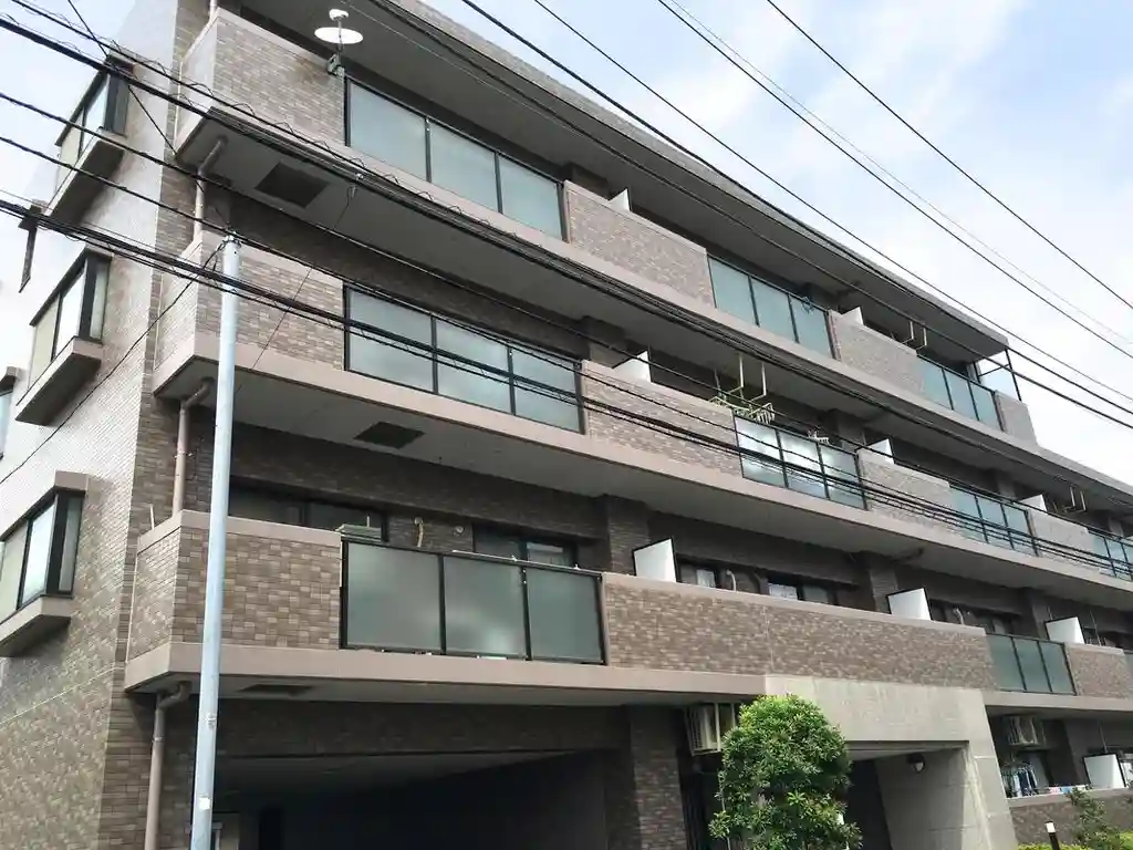パレスファースト 外観