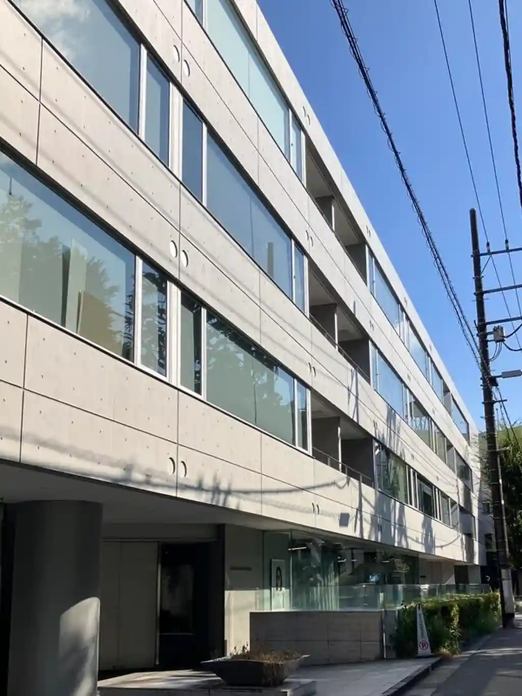 クエストコート原宿 外観