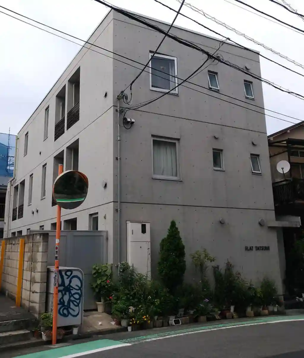 フラットタツミ 外観
