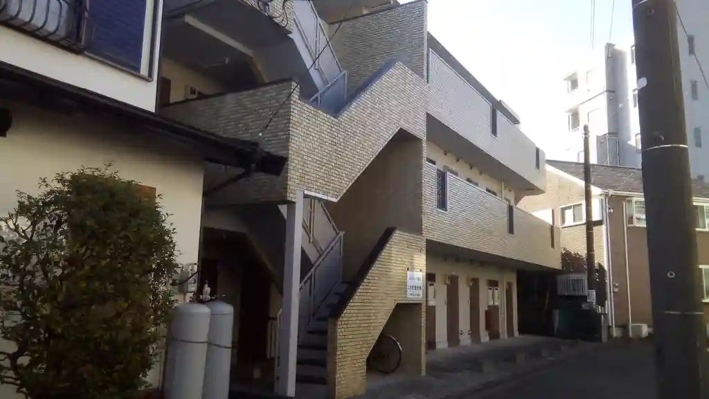 シャトレー南台 外観