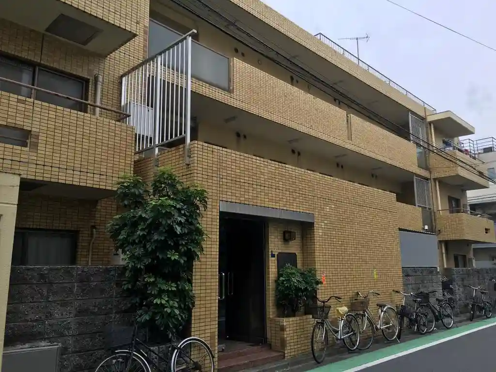 マック大久保コート 外観