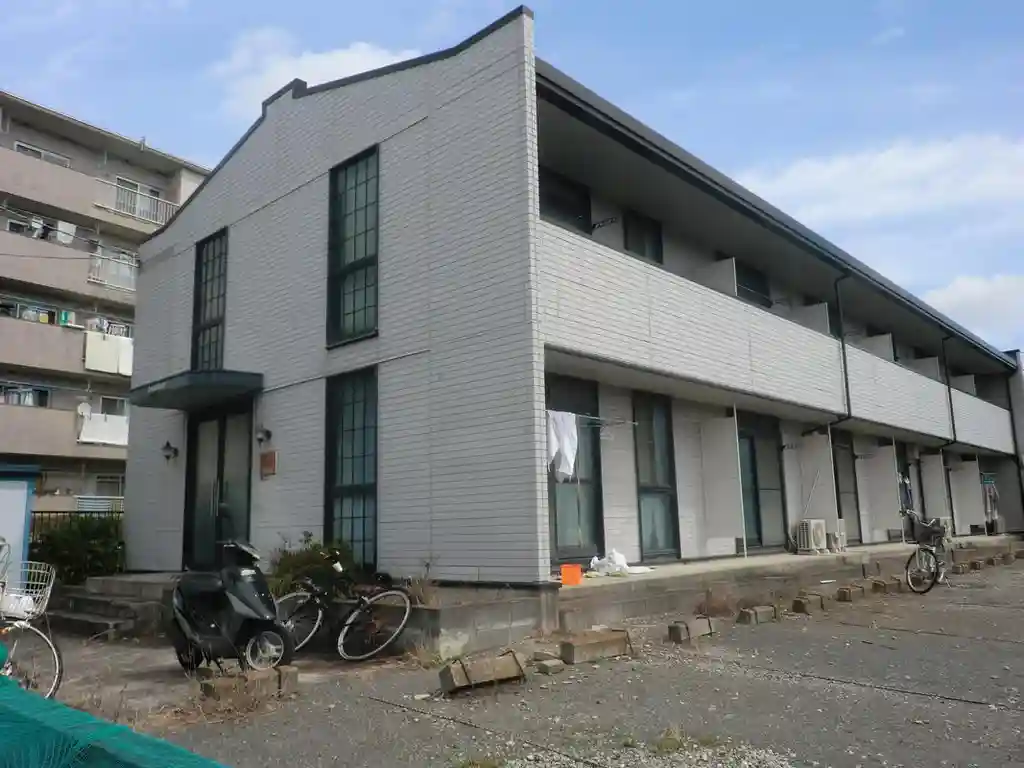 レオパレスシンフォニア 外観