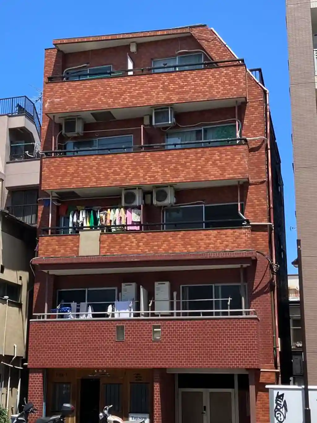 栄保プラザ 外観