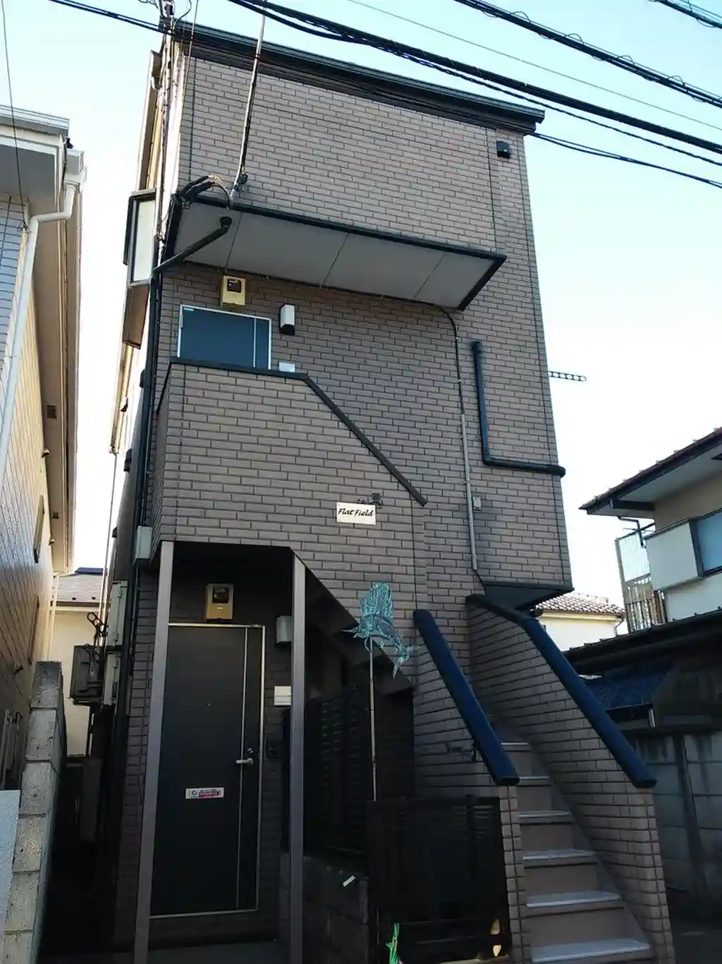 フラットフィールド 外観