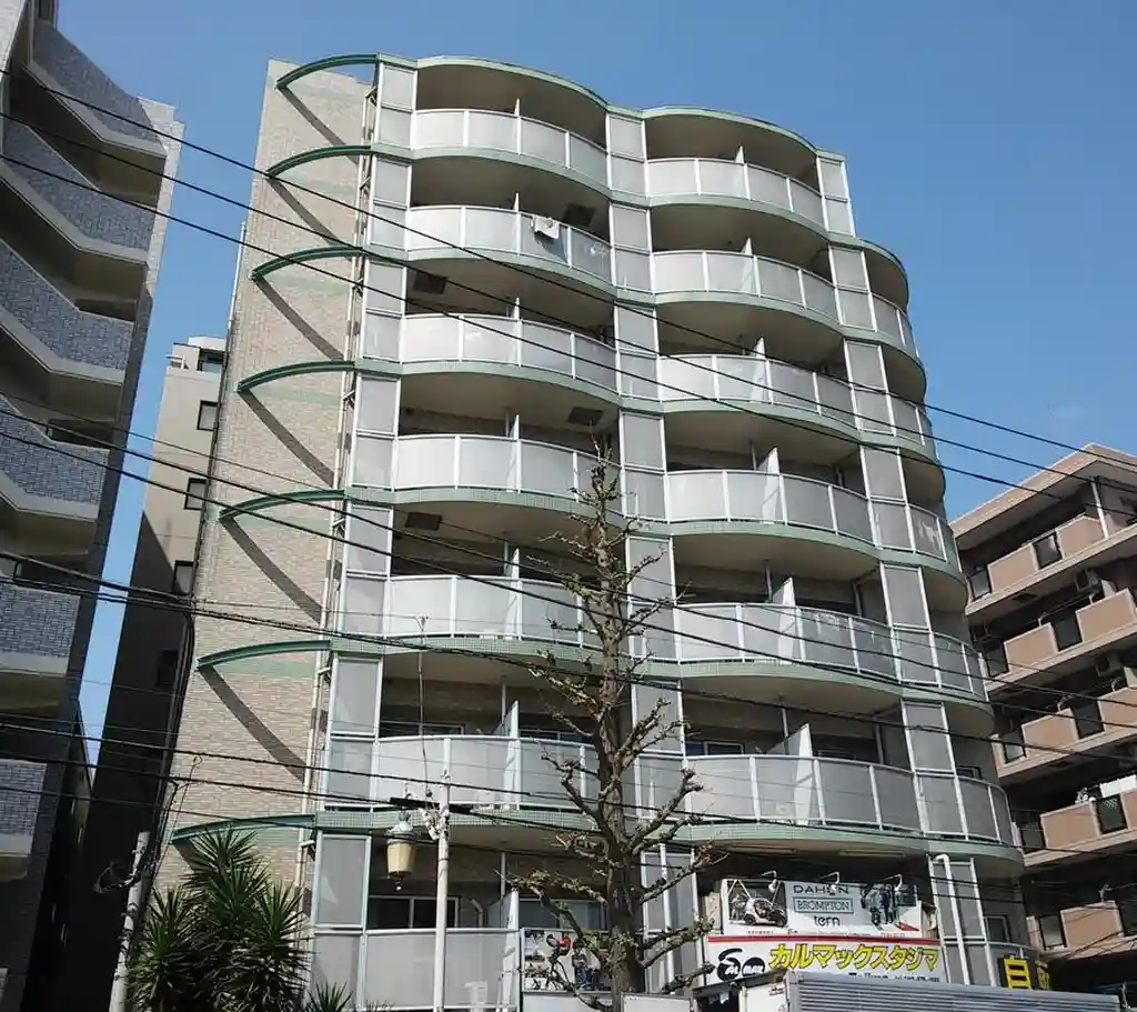 マルジュ国立 外観