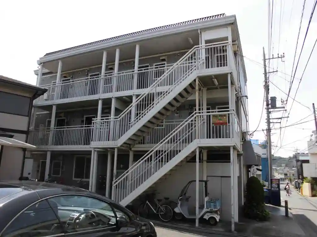 ハイツ湘南 外観