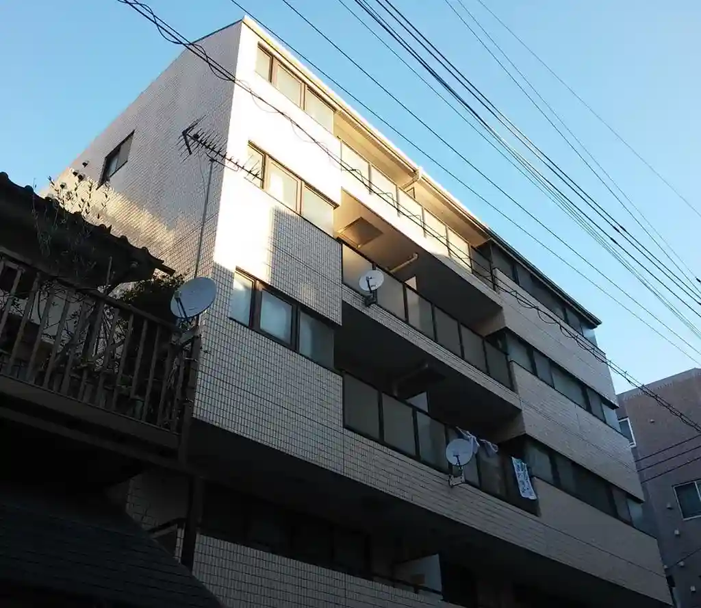 セリジェマノワール 外観
